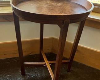 Vintage Round TrayTop Accent Table