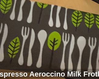 Nespresso Aeroccino Milk Frother second image
