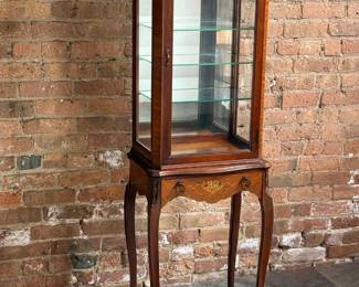Petite Louis XVI Style Vitrine