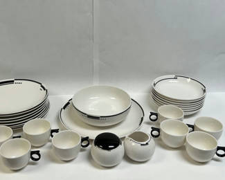 Lot 2: Micasa Art Deco China