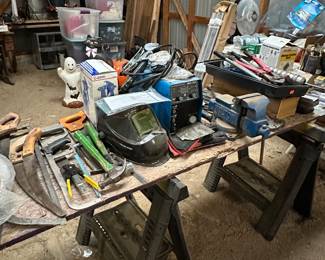Welding machine 
