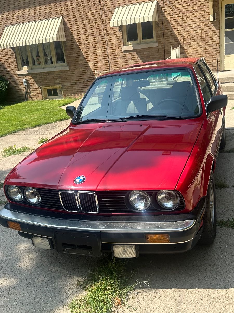 1986 Bmw 325- 178,709 miles- CAR IS BEING SOLD AUCTION STYLE- PLEASE READ DESCRIPTION 