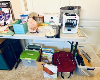 Toybox 3D Printer & Filament, office & house items