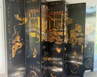 Vintage Luks Furniture Co. Chinese CoromandelStyle EightPanel Lacquer Screen