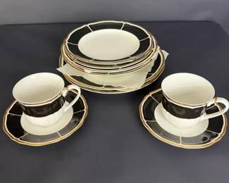 Ralph Lauren Harwick Black, White Gold Dinnerware