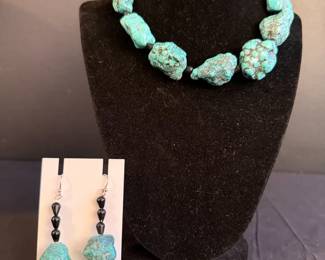 Turquoise Nugget Onyx Bead Necklace with Matching Earrings