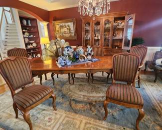 Drexel Heritage Dining Table and Chairs