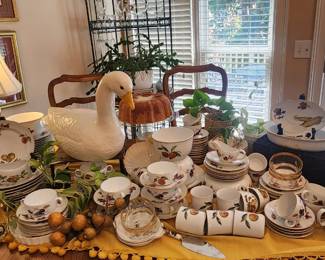 Large Collection of Royal Worcester "Evesham" 