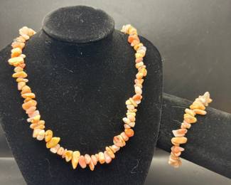 Gemstone chip necklace and bracelet