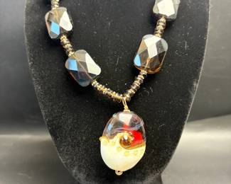 Art glass necklace