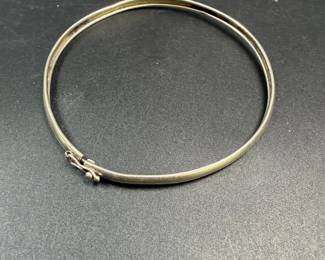 Sterling silver clasp bracelet