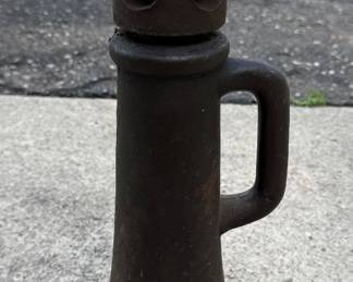 VINTAGE BUILDING JACK