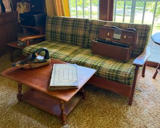 VINTAGE CUSHMAN COLONIAL CREATIONS SOFA & COFFEE TABLE