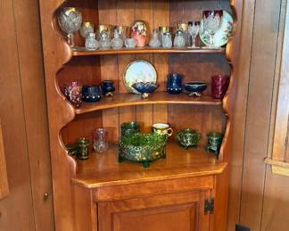 CUSHMAN CORNER CABINET 