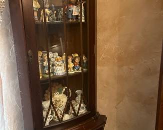 Vintage Curio Cabinet with Vintage Figurines