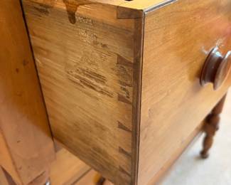 dovetails of dresser