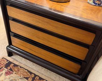 Bed side table