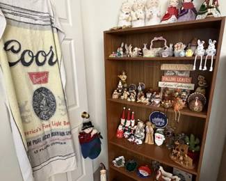 Vintage Coors beach towel and holiday decor