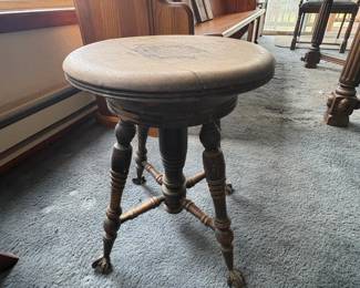 Antique piano seat
