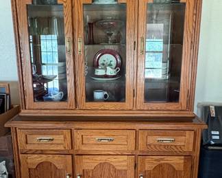 L16 China Hutch