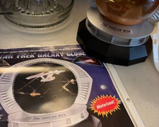Star Trek Galaxy Globe in pkg
