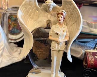 Angel with nurse, Serenity prayer