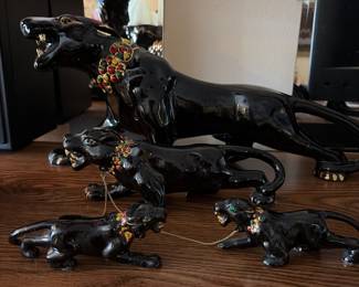 MCM ceramic black panthers set