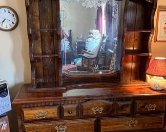 Dresser with mirror 
