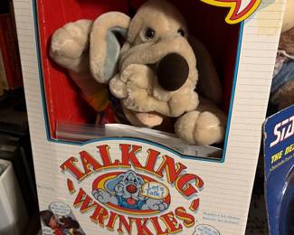 vintage 1986 Coleco Talking Wrinkles electronic dog toy in its original box