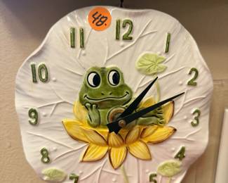 Vintage frog clock