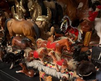 Large collection of vintage model horses