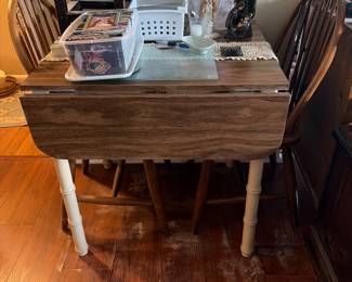 Table with fold down sides