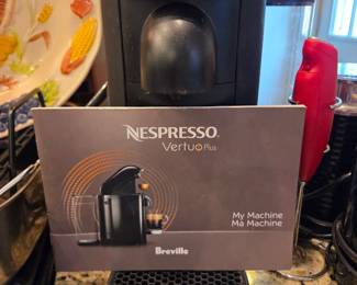 Nespresso VertuoPlus by Breville Coffee & Espresso Machine, Black