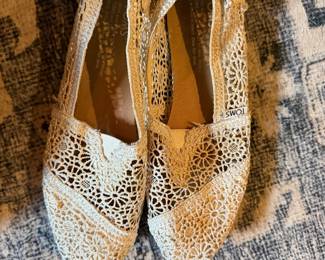 TOMS