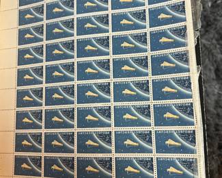 1962 U.S. Project Mercury 4¢ Commemorative Stamp Sheet, honoring America’s first manned orbital spaceflight and astronaut John Glenn. Large mint block/near-full sheet with plate number visible.