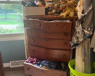 6 drawers curved front wood dresser