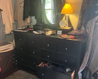 Black 8 drawers dresser with mirror