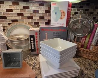 Crate & Barrel White Square Porcelain Dinnerware / Serving Set