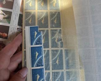 1962 U.S. Project Mercury 4¢ Commemorative Stamps – Mint Blocks, honoring America’s first manned orbital spaceflight and John Glenn’s Friendship 7 mission.