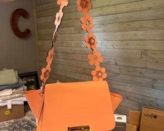 Zac Posen Eartha Iconic Winged Satchel with Top-Handle, Hinge Push-lock Closure and Ornamental Floral Leather Strap