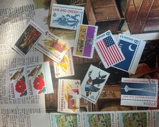 Assorted Vintage 1960s U.S. Mint Commemorative Postage Stamps – Statehood, Americana, World's Fair, Wildlife & Historic Issues – Unused Philatelic Collection