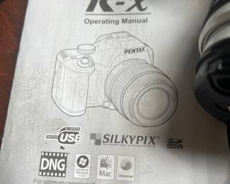PENTAX K-X 12.4 Megapixel Digital SLR with 18-55mm Zoom Lens