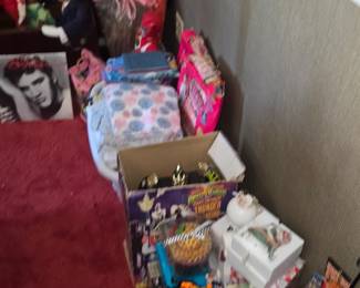Totes of treasurers