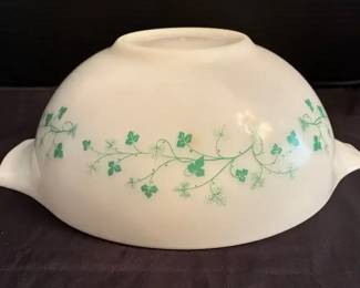 PYREX Green Ivy 4Qt Cinderella Mixing Bowl