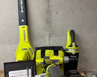 RYOBI ONE 5 Tools One Chargeable Lithium 18V Battery, 2 Chargers, Drills,Bag