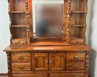 Broyhill Dresser with Lighted Mirror Hutch