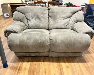 Reclining Sofa