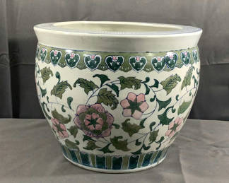 Lot 575: Ceramic Fishbowl