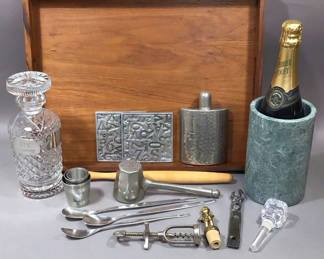 Lot 474: Sterling Whisky Tags & More Barware (18+ dwt)