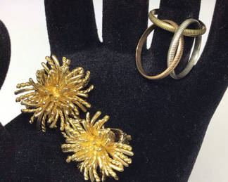 Lot 455: Cartier & More 18K Jewelry (15+dwt)